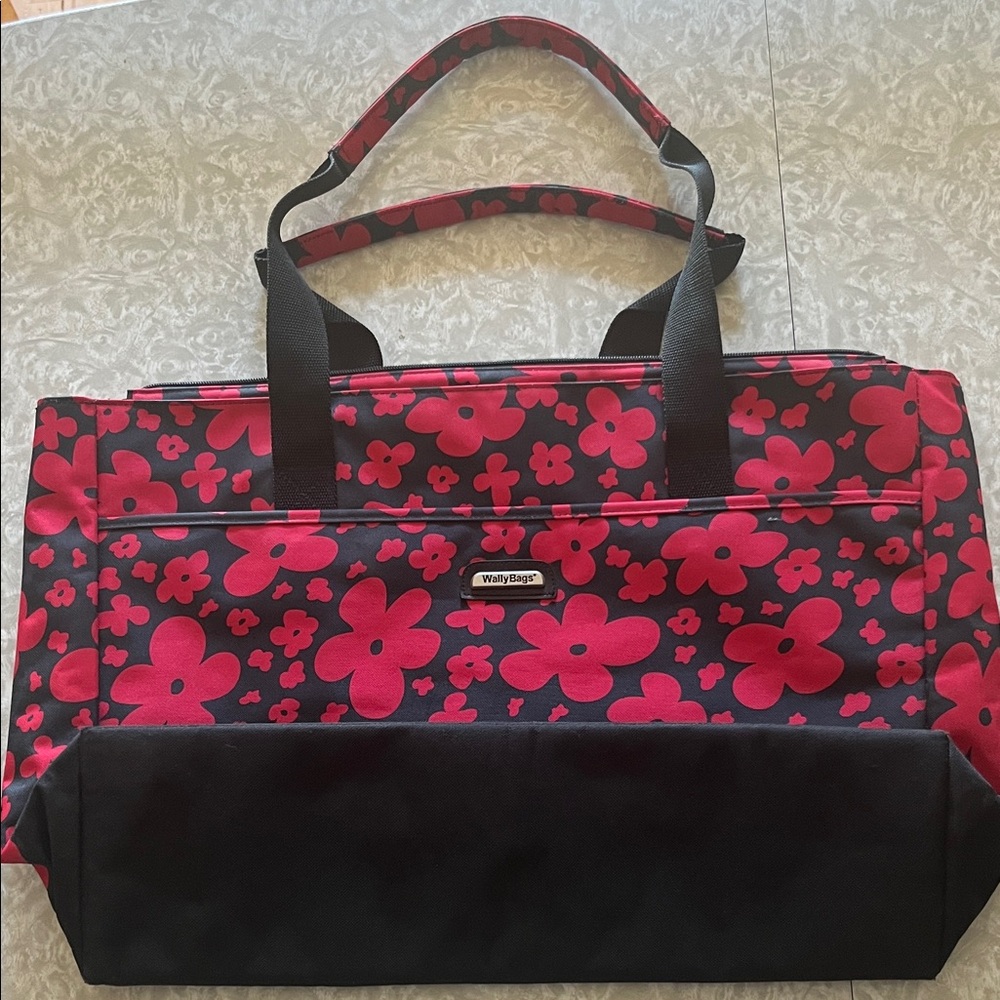 Floral Tote Bag in Black and Red